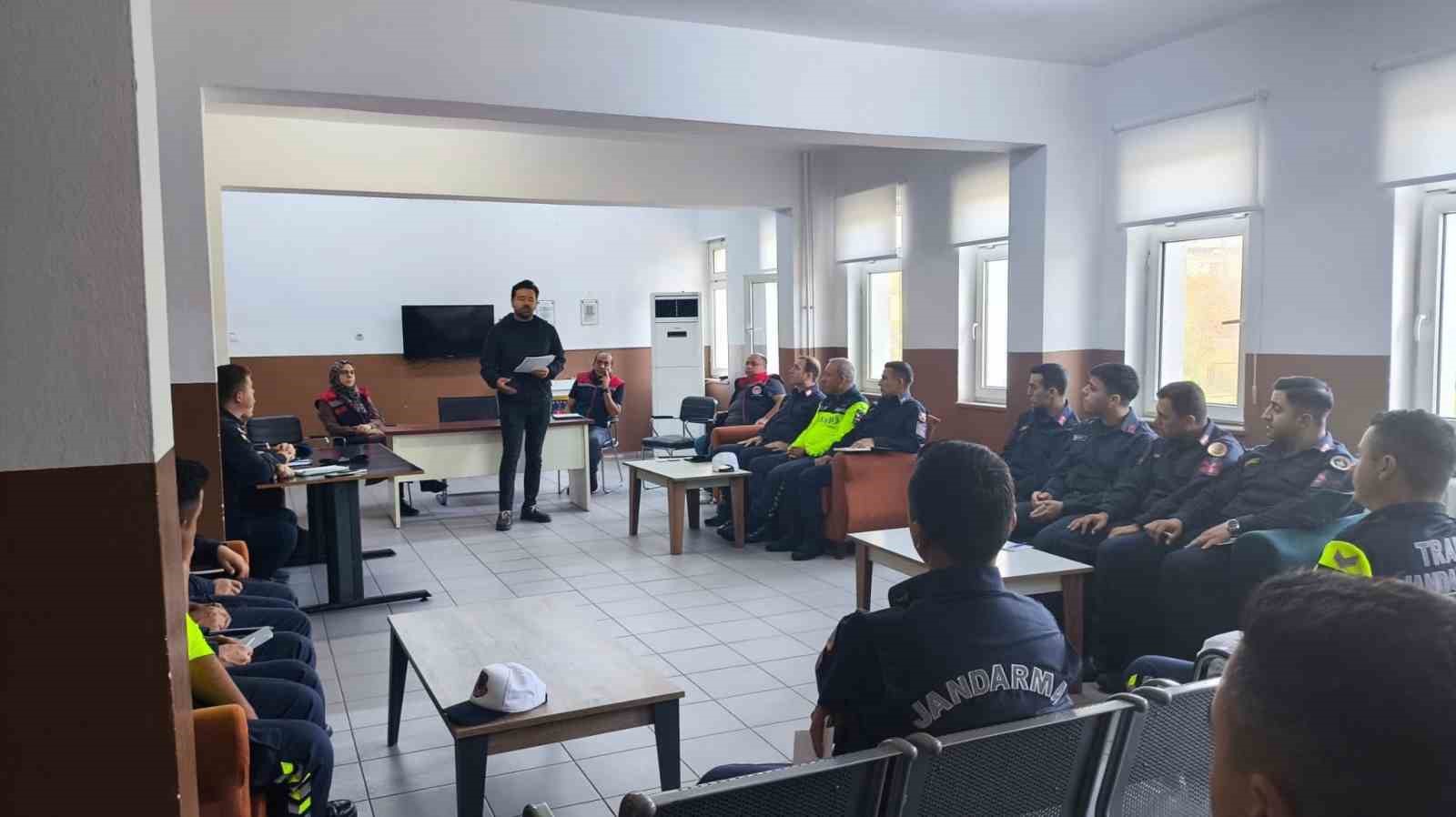 Köşk’te taklit ve tağşiş ürünlerle mücadele için jandarmaya eğitim
