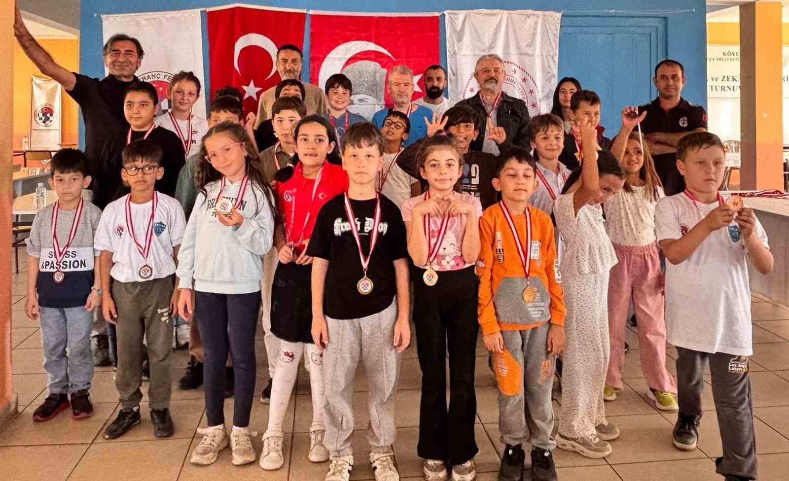 Köyceğiz’de Cumhuriyet coşkusu satrançla buluştu
