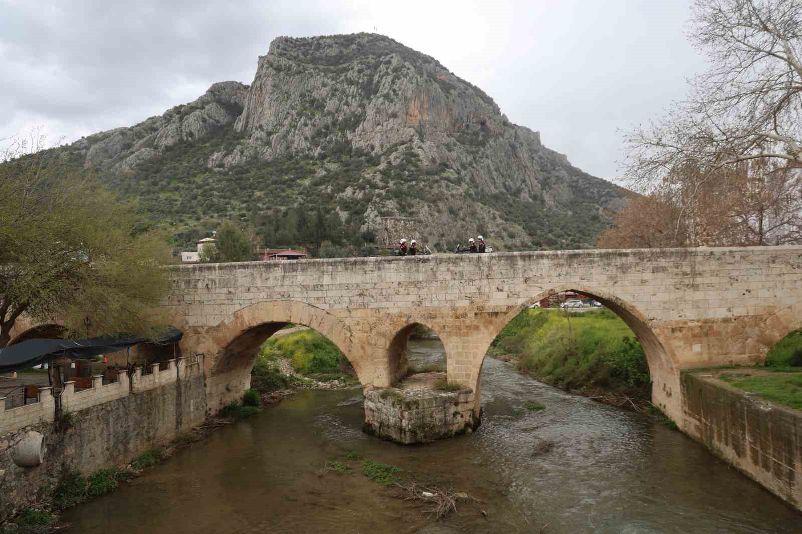 Kozan’ı il olma heyecanı sardı
