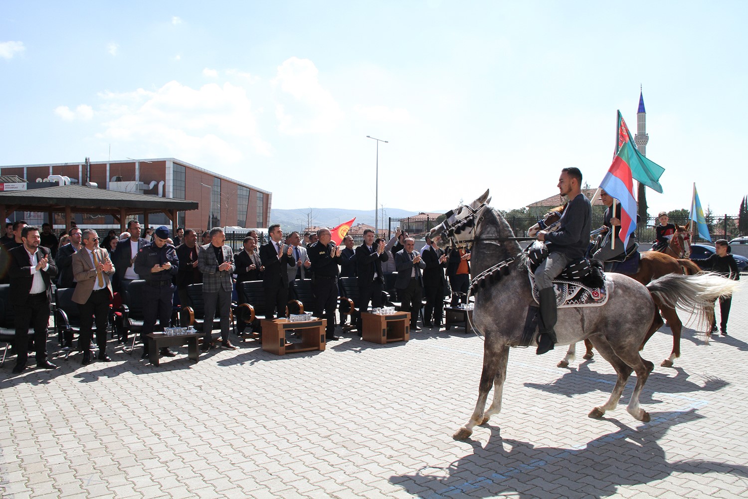 Kula’da nevruz bayramı kutlandı
