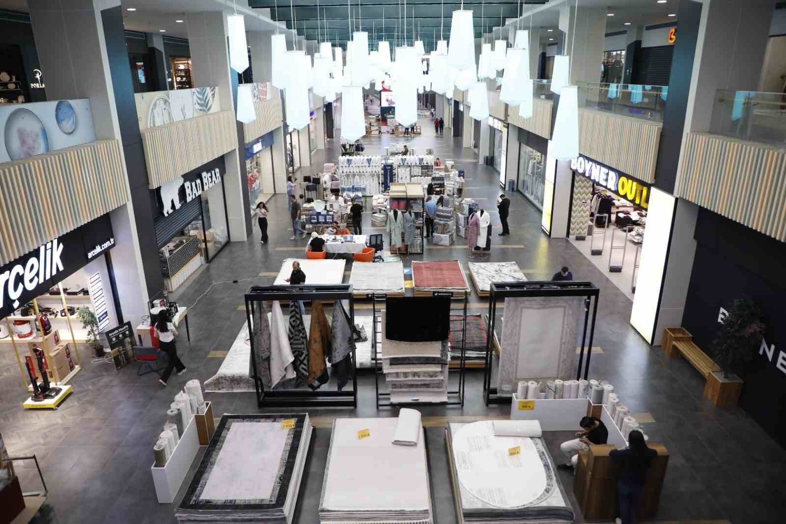 Kumsmall’da alışveriş şöleni
