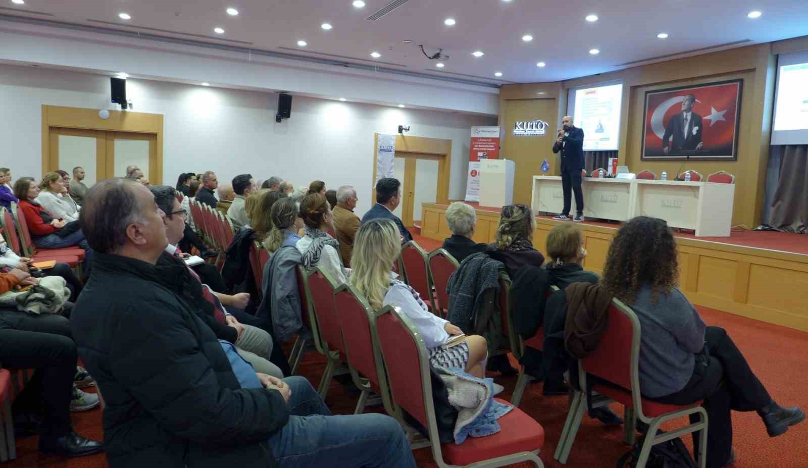 Kuşadası Ticaret Odası’nda dijital mali dönüşüm masaya yatırıldı
