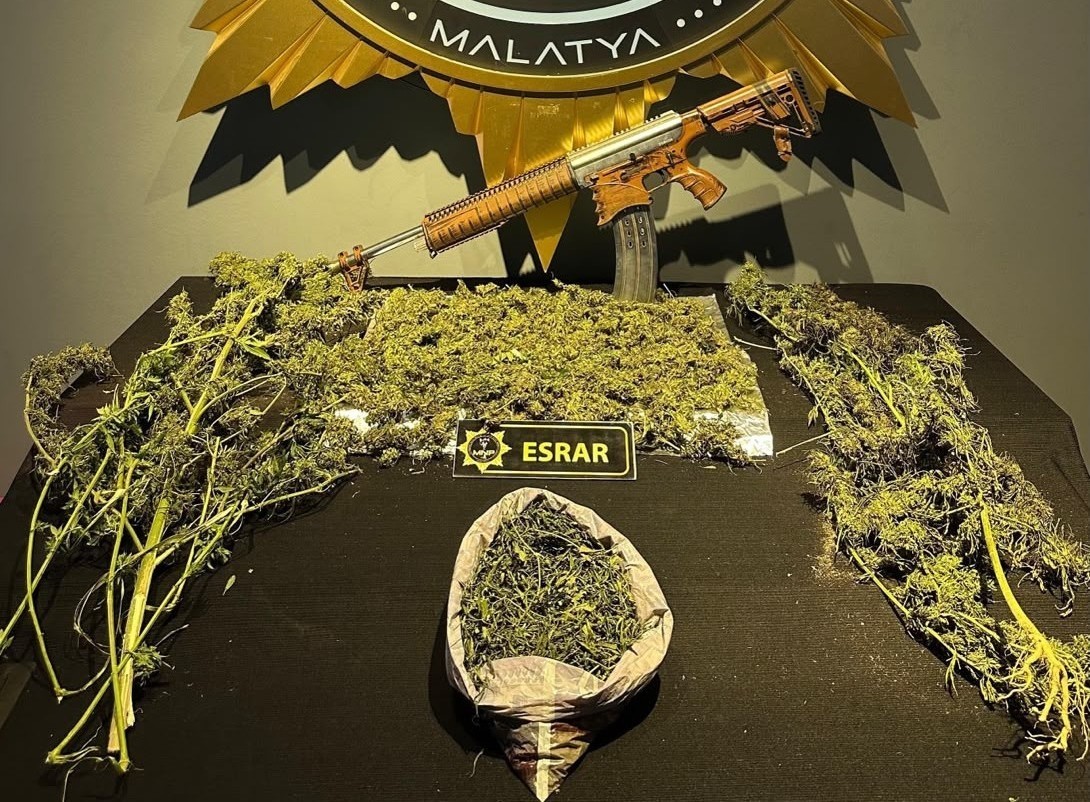 Malatya’da 2 kilo esrar ele geçirildi
