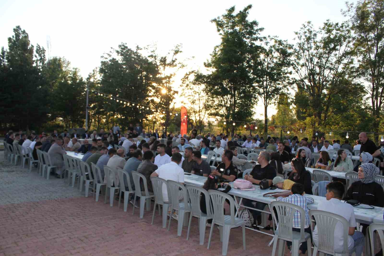 Malazgirt’te Kaymakam Göksu Bayram’a duygu dolu veda
