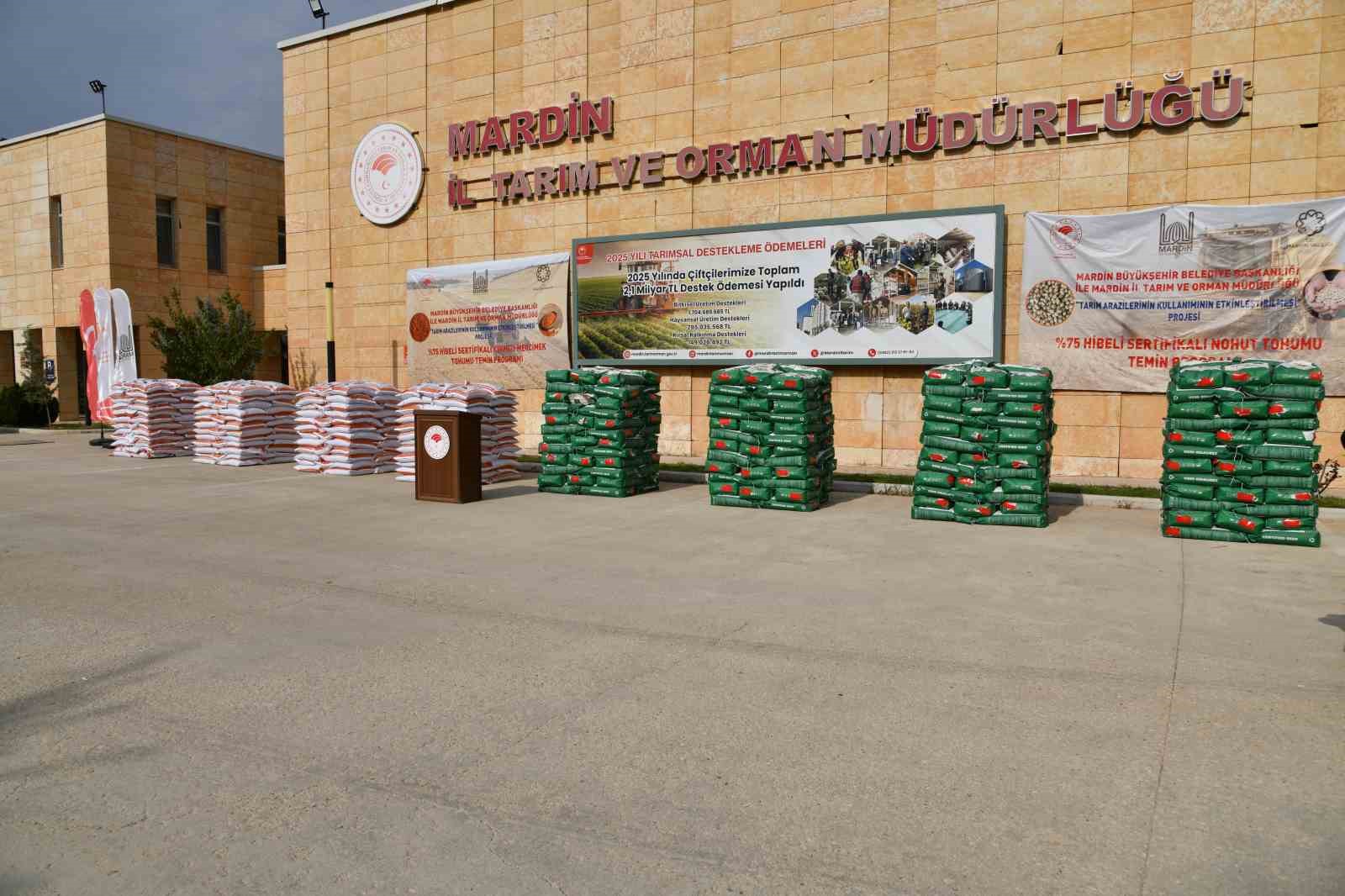 Mardin’de 668 çiftçiye 146 ton tohum desteği
