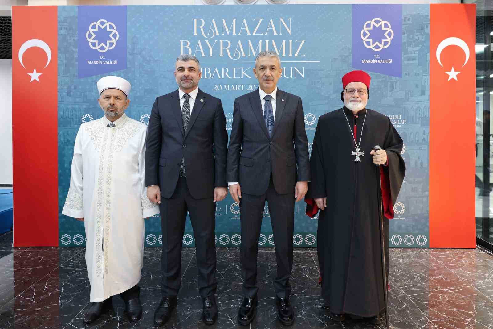 Mardin’de bayramlaşma coşkusu
