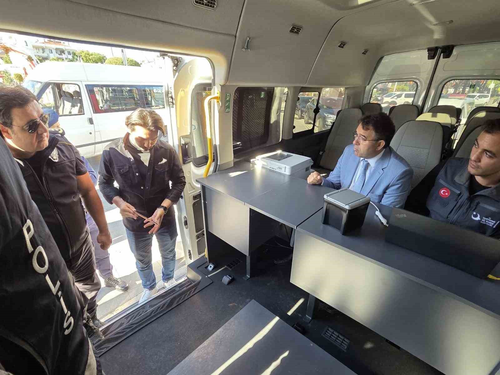 Marmaris Kaymakamlığı’ndan düzensiz göçle mücadeleye destek
