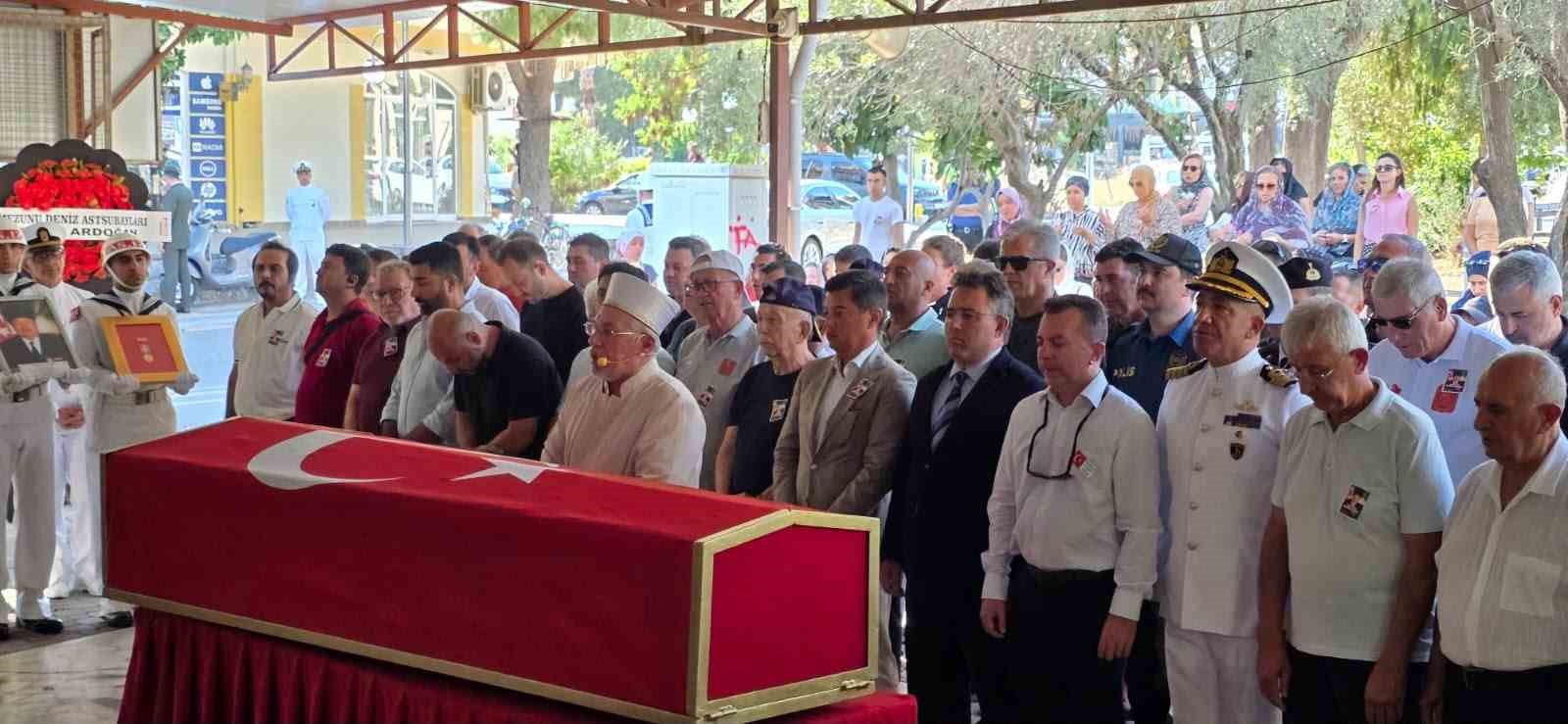 Marmaris’te Kıbrıs Gazisi Yavuzer, son yolculuğuna uğurlandı
