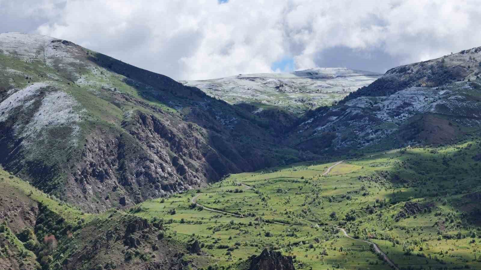 Mayıs sonunda Gümüşhane’nin zirvelerinde kar sürprizi
