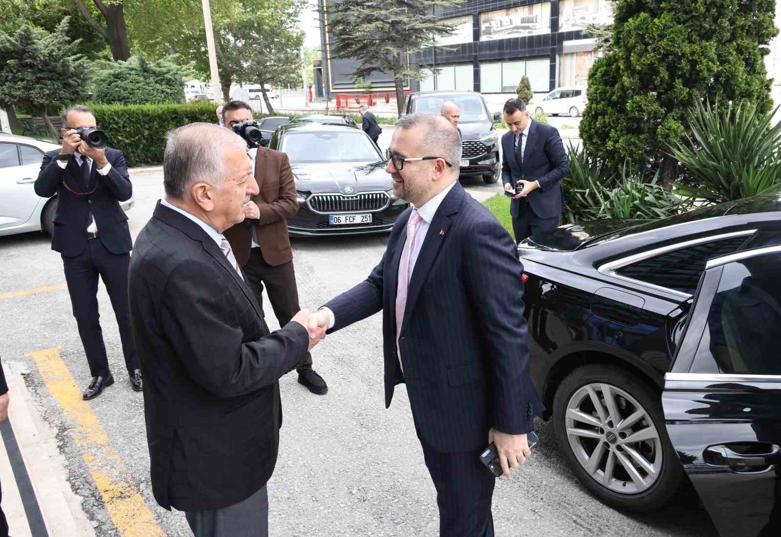 Merkez Bankası Başkanı Karahan’dan KSO’ya ziyaret
