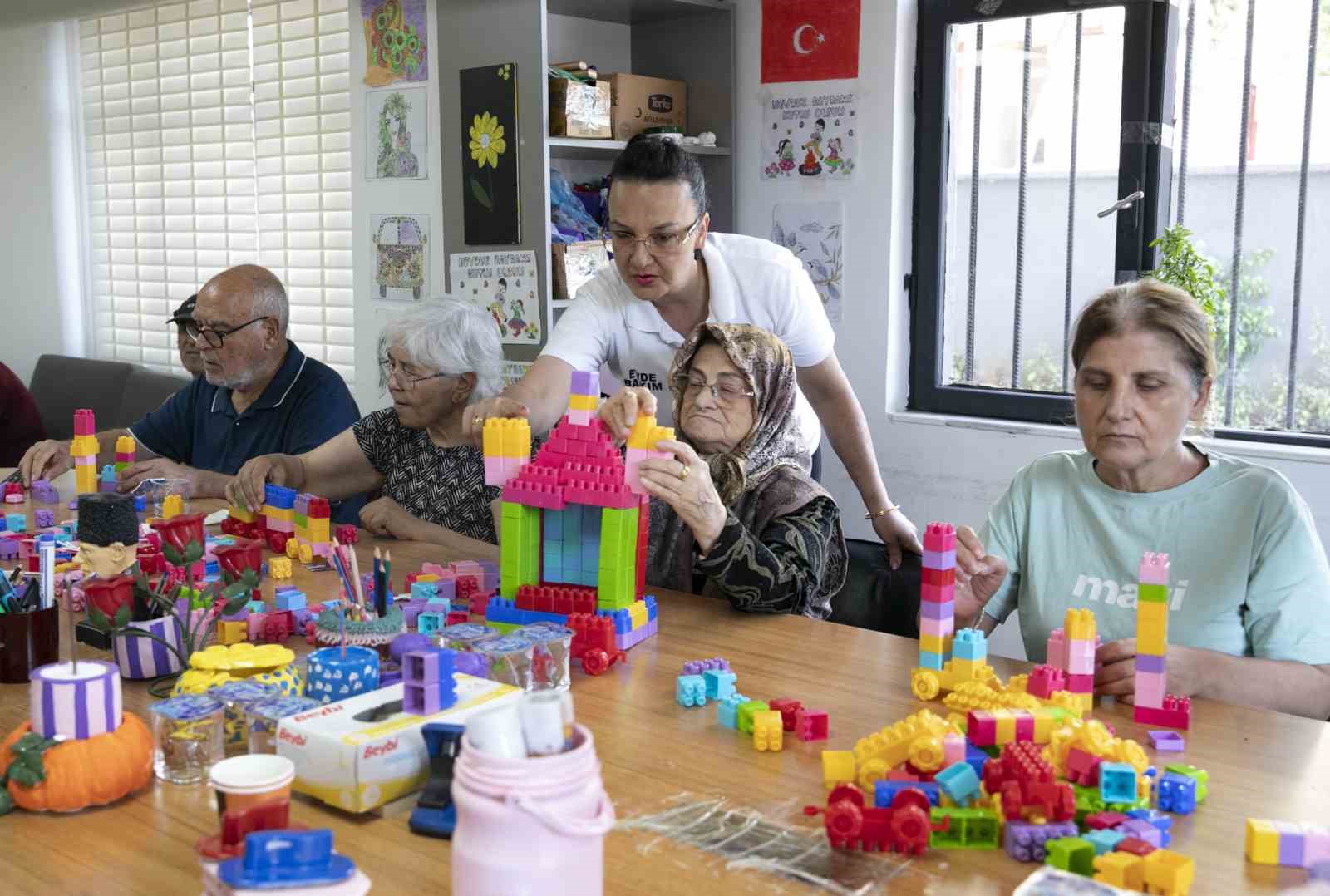 Mersin’de Alzheimer hastalarına dolu dolu bir gün

