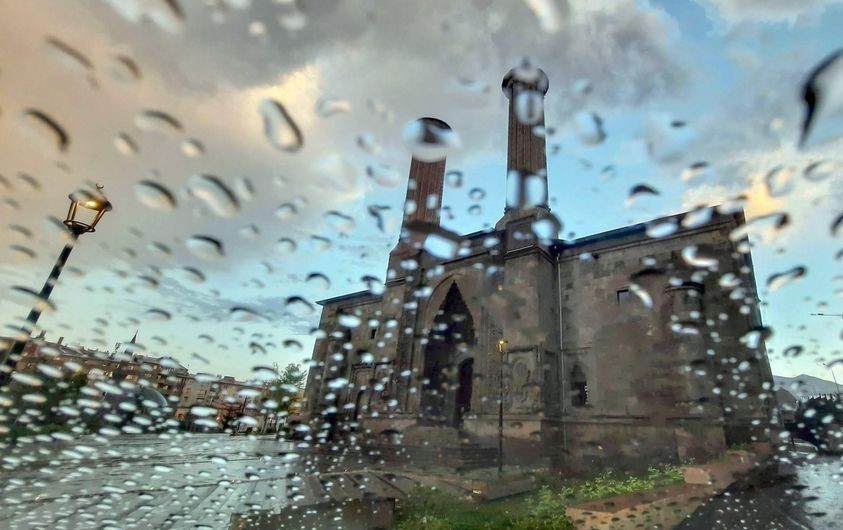 Meteoroloji’den Doğu Anadolu için sağanak ve kuvvetli rüzgar uyarısı
