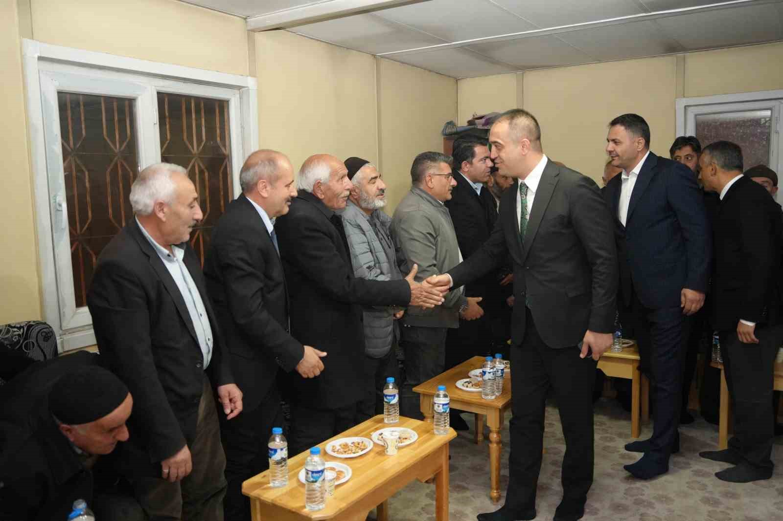 MHP’den "Hayırlı günler komşum" ziyaretleri
