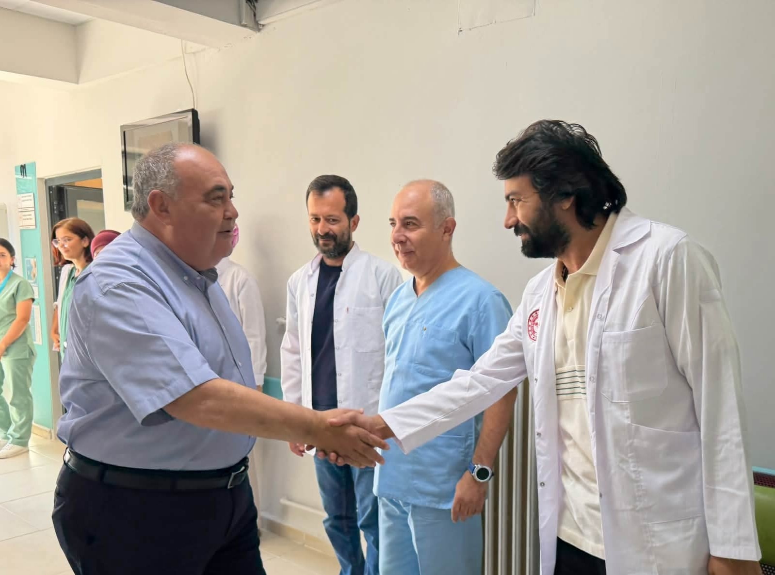 Milletvekilinden aile sağlık merkezinin yeni binasında inceleme
