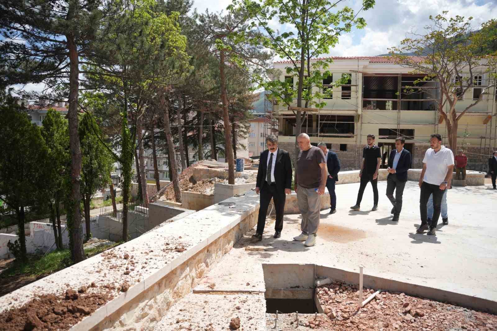 Mollarap’a değer katan projeler sona yaklaşıyor
