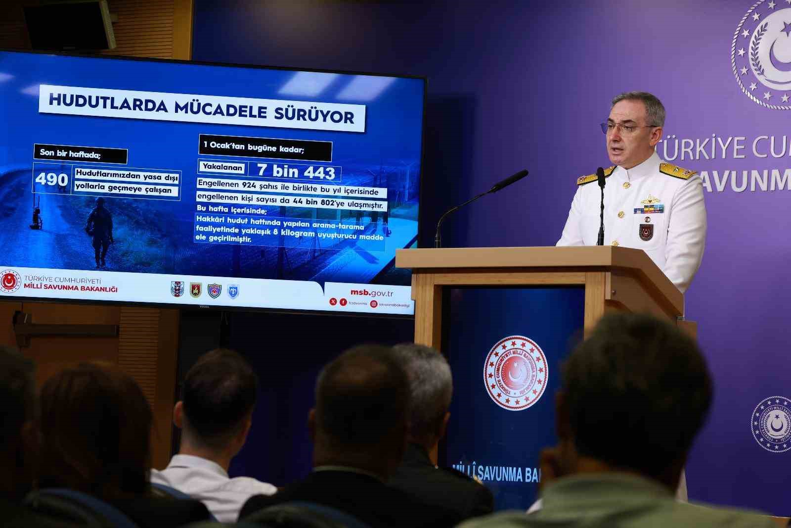 MSB Basın ve Halkla İlişkiler Müşaviri Aktürk: "Yüksek Askeri Şûra kararlarının devletimize, milletimize ve Silahlı Kuvvetlerimize hayırlı olmasını diliyoruz"
