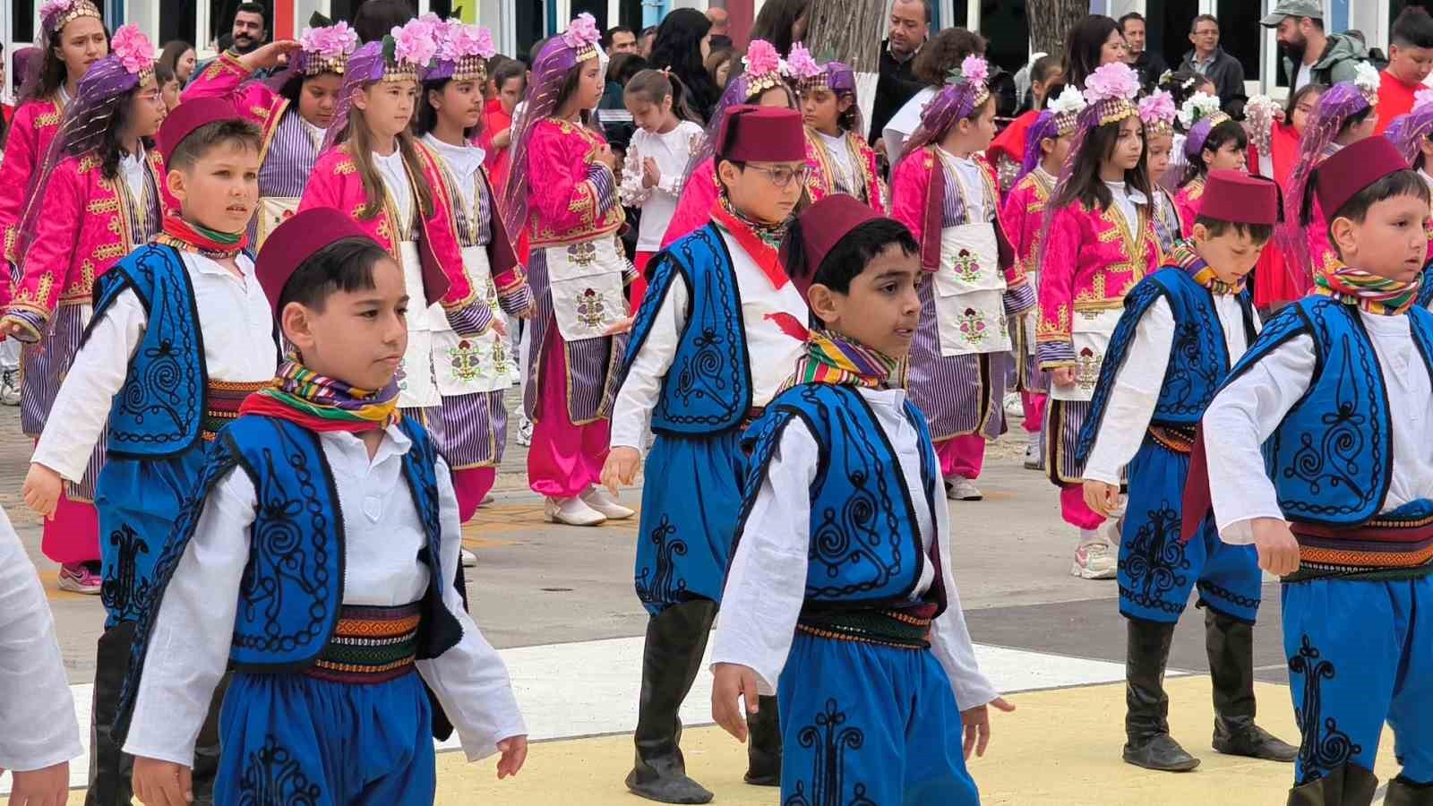 Muğla’da 23 Nisan coşkusu törenlerle kutlandı
