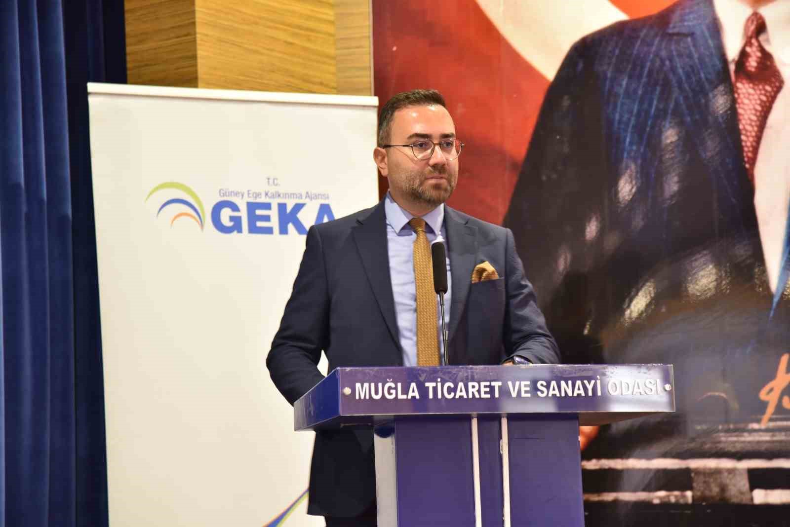 Muğla’da Çam Balı Çalıştayı düzenlendi
