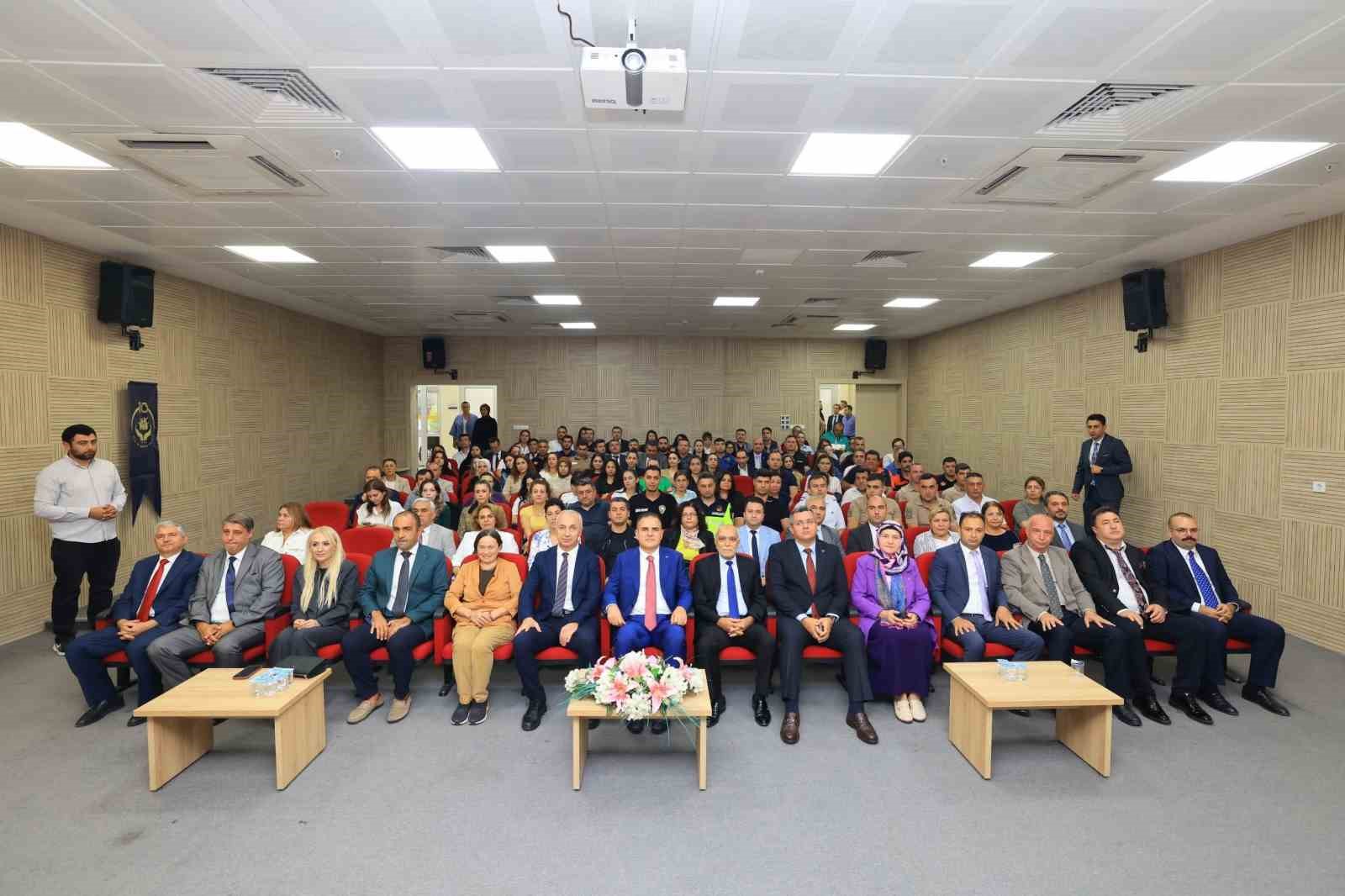 Muğla’da kitap okuma alışkanlığı semineri
