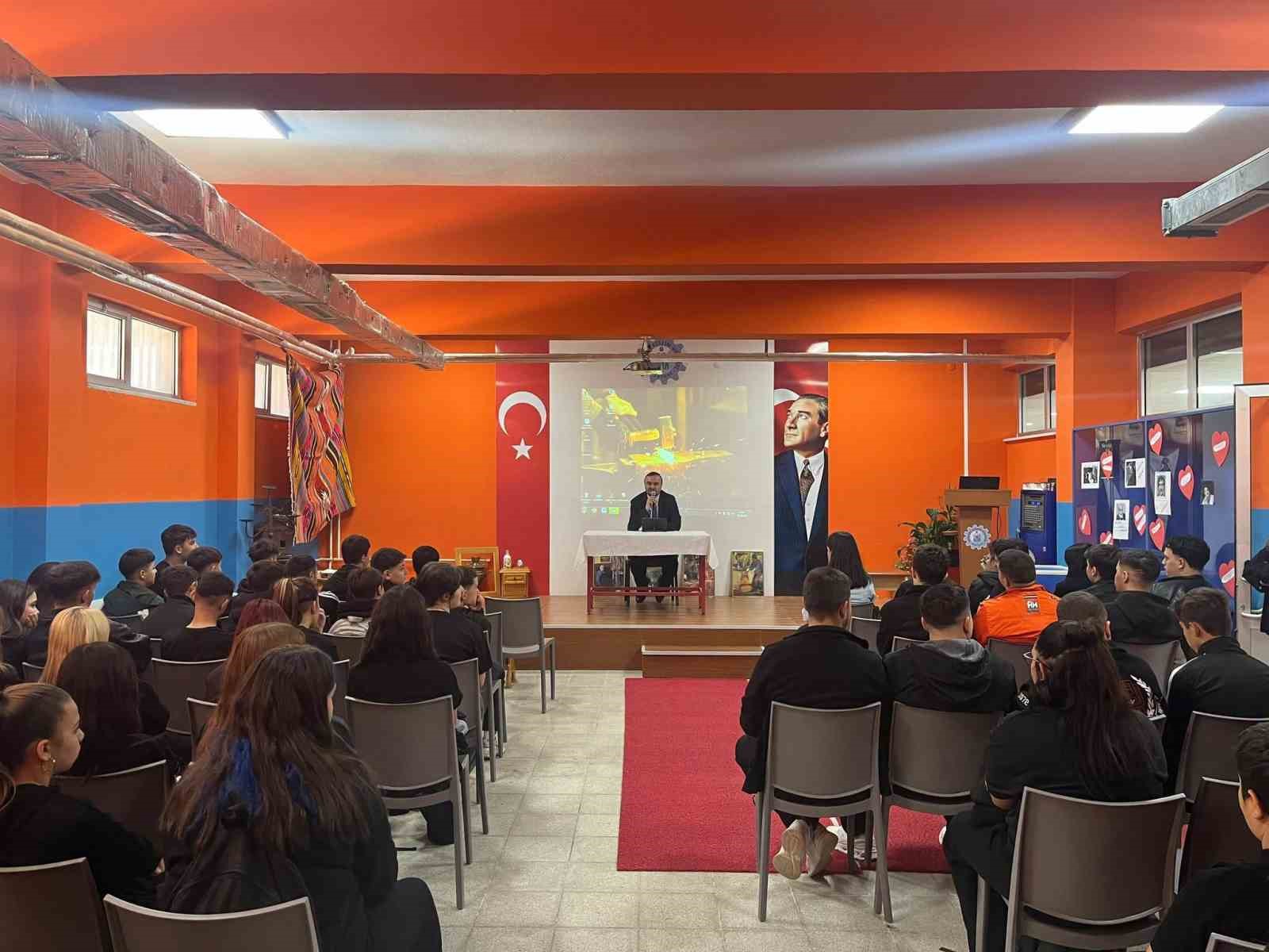 Muğla’da MESEM öğrencilerine "Cami ve Sosyal Hayat" konferansı
