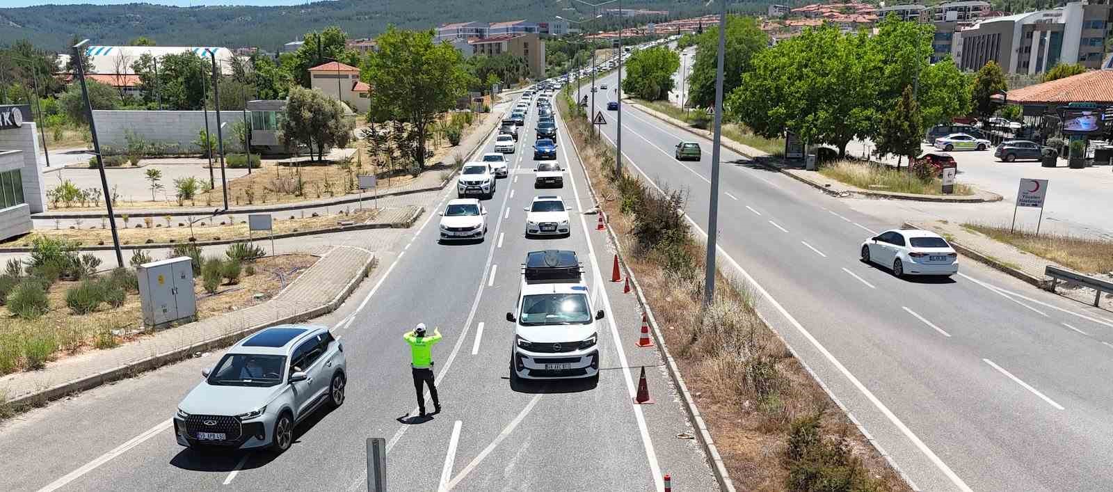 Muğla’da tatilcilerin dönüş yolcuğu başladı

