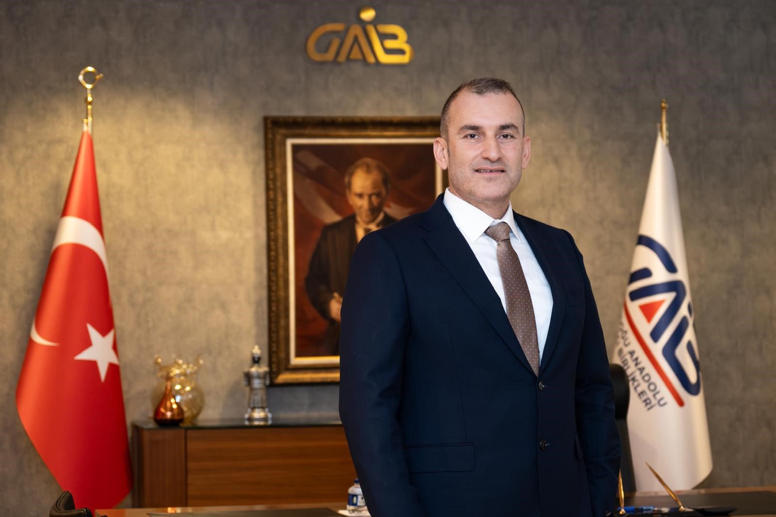 Murat Bakır’dan 29 Ekim Cumhuriyet Bayramı kutlama mesajı
