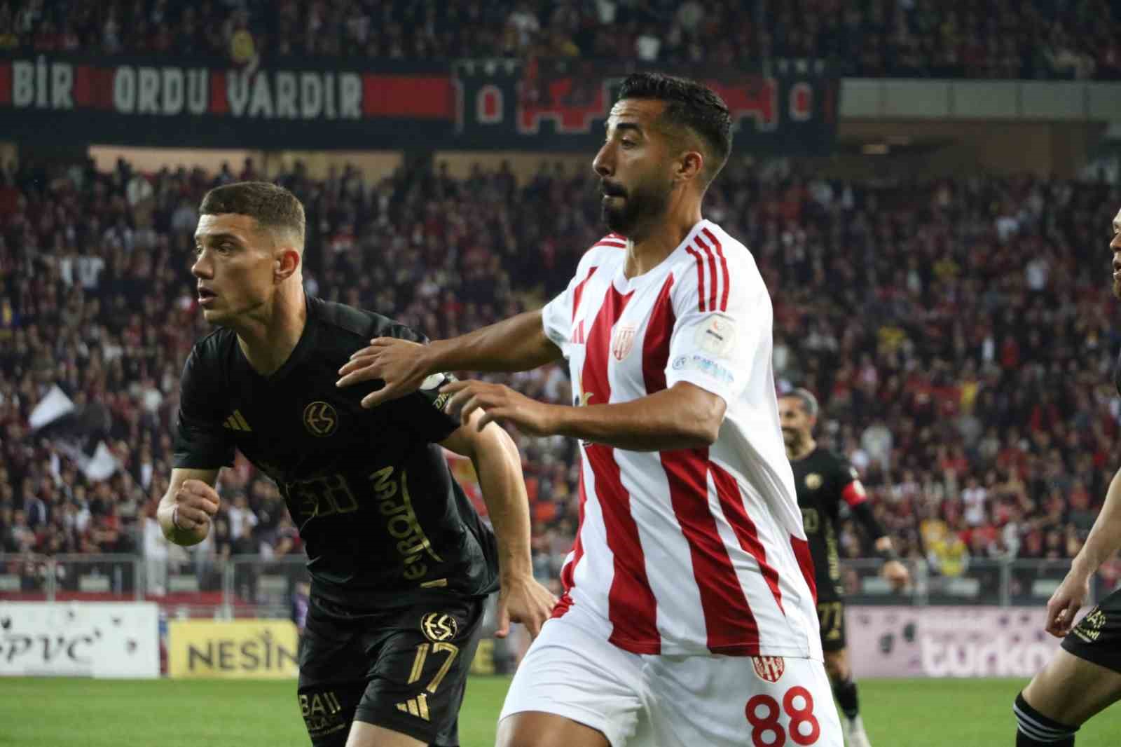 Nesine 3. Lig: Eskişehirspor: 0 - Ayvalıkgücü Belediyespor: 0
