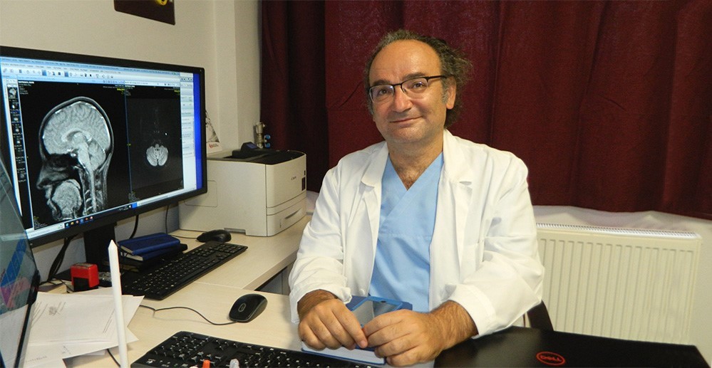 Nörologlar çifte sempozyumda buluştu
