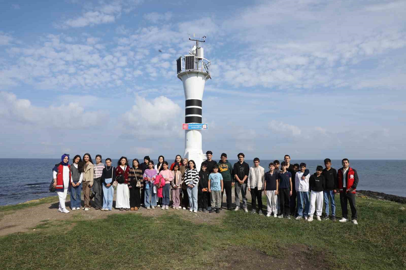 Nurhaklı çocuklar Ordu’yu keşfetti
