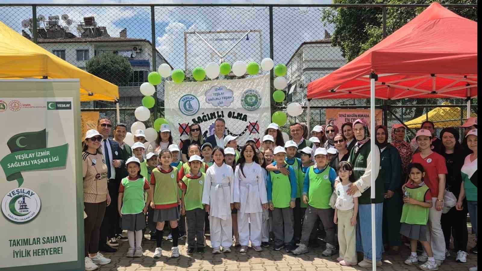 Ödemiş’te mahalleyi buluşturan sağlık festivali
