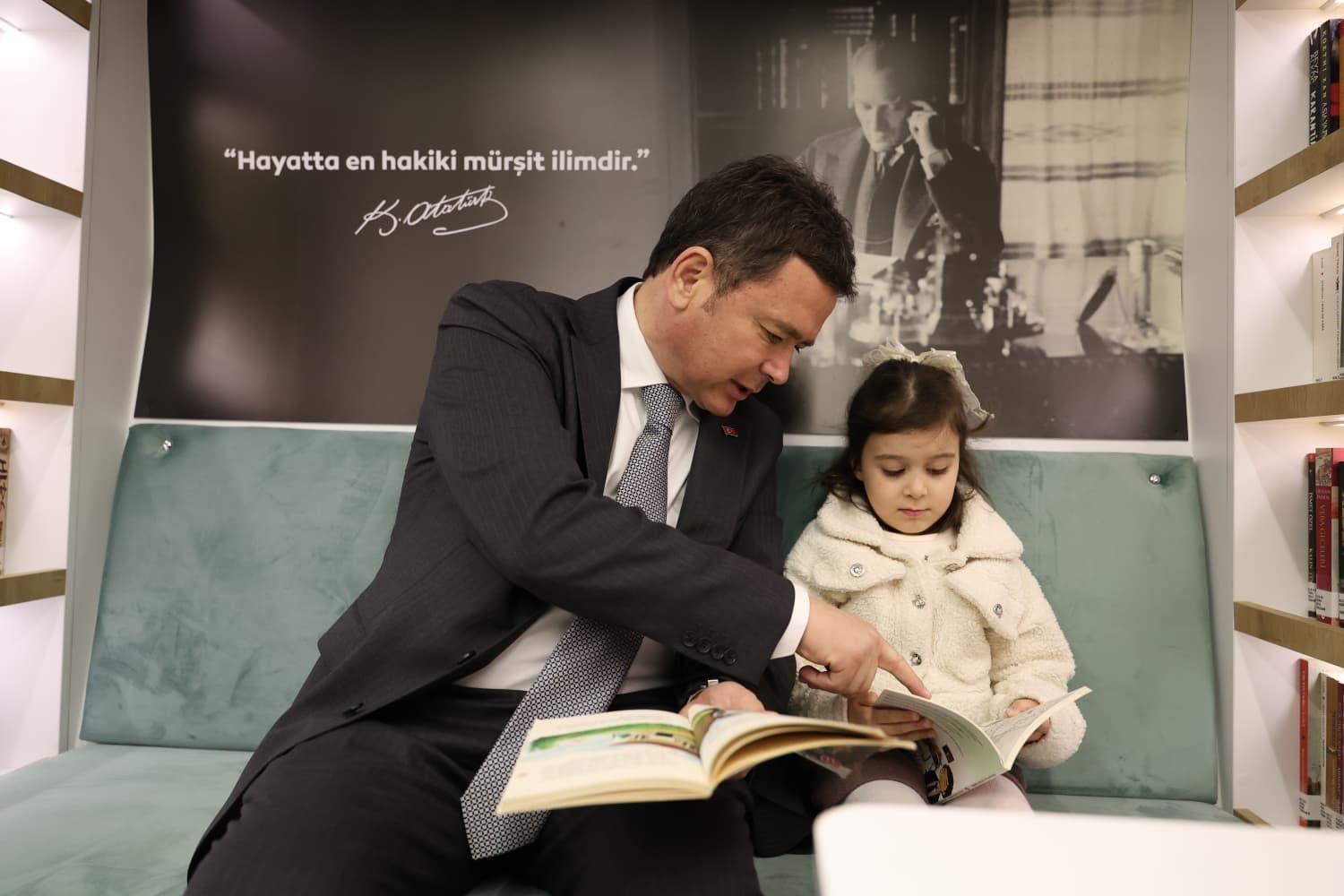 Osmangazi’de ‘Yeni Gezici Kütüphane Yollarda’
