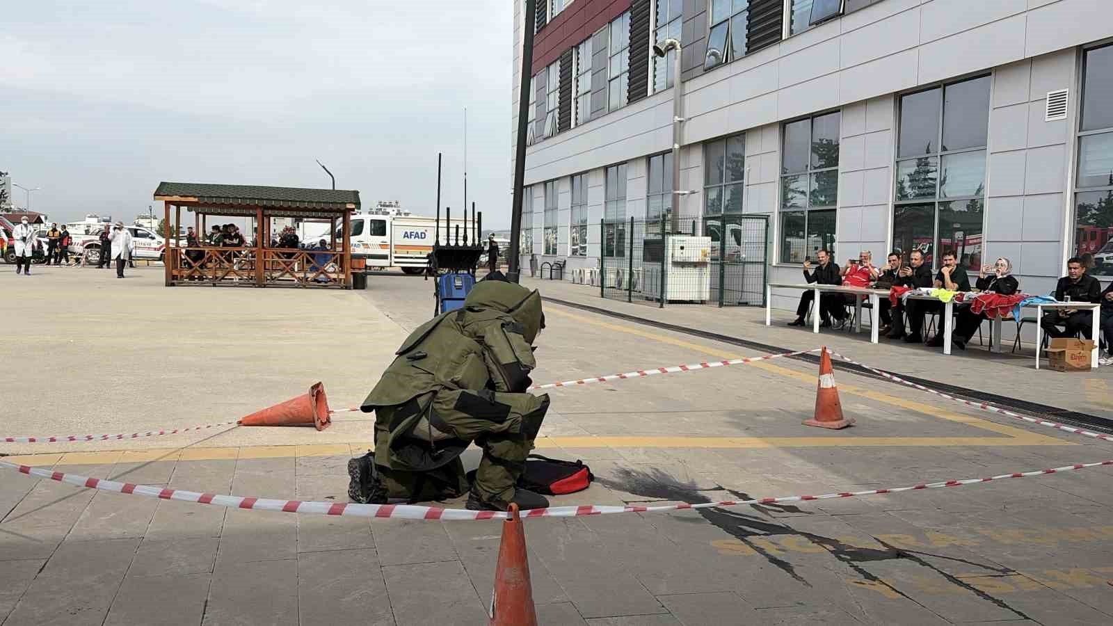 Osmaniye’de hastanede patlama, kimyasal sızıntı ve yangın tatbikatı
