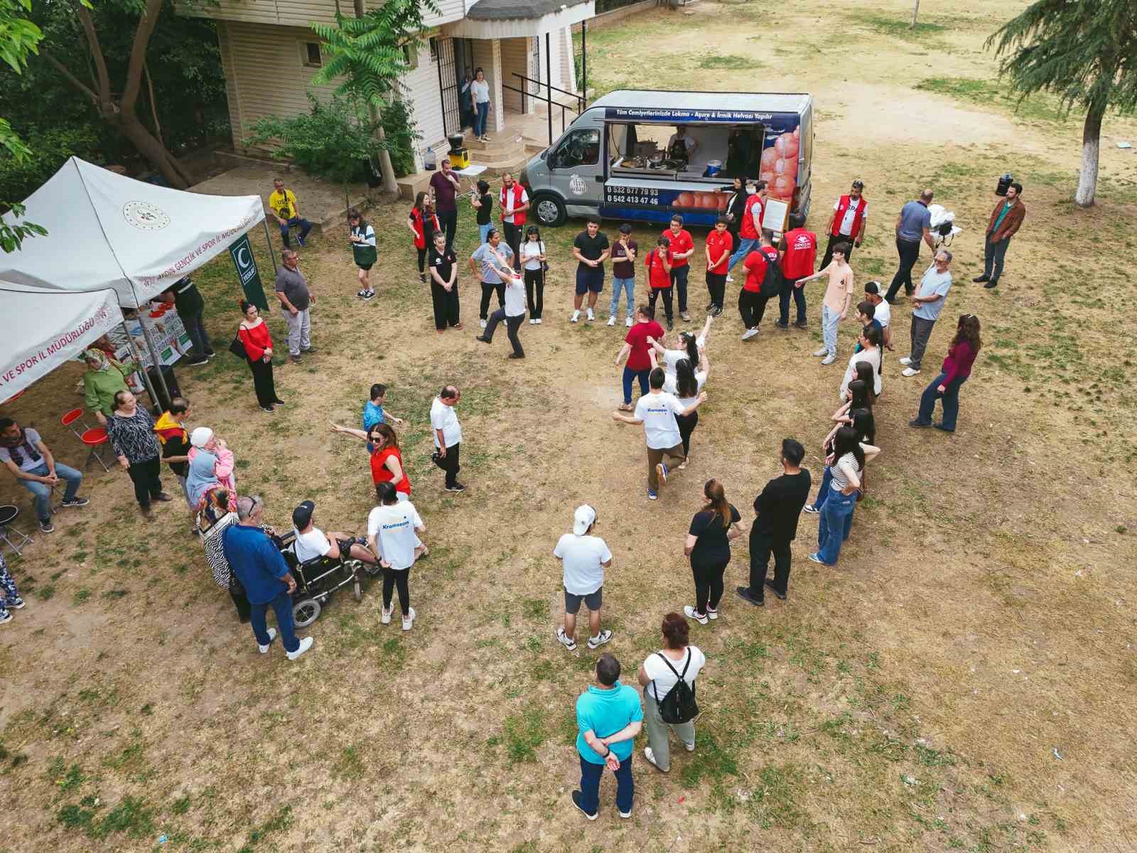 Özel bireyler ve aileleri doğada gönüllerince eğlendi

