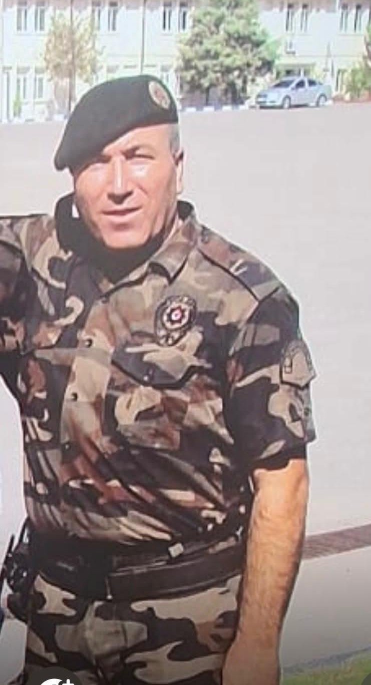 Özel harekat polisi görev yerinde hayatını kaybetti
