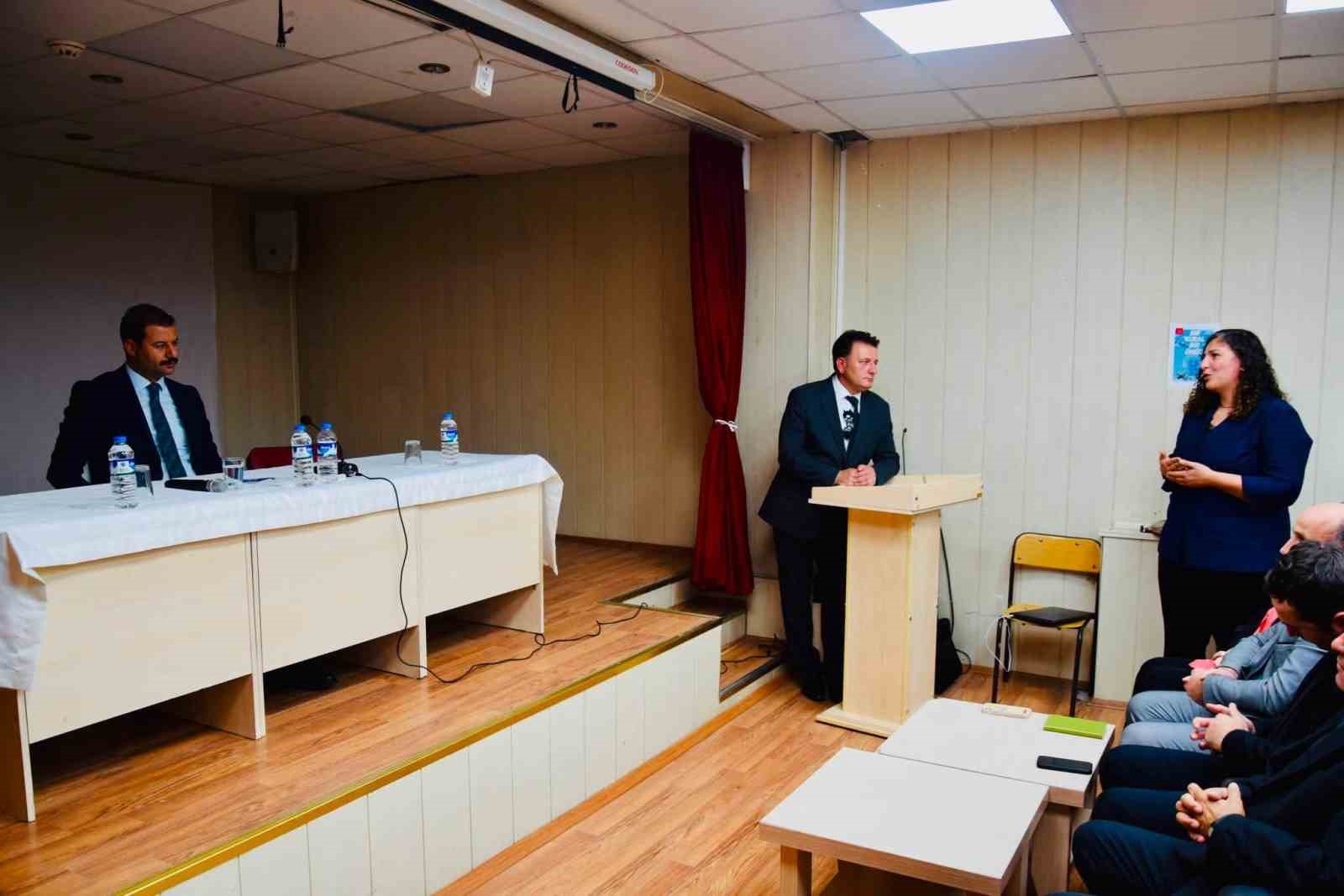 Posof’ta 2026-2027 Eğitim-Öğretim yılı hazırlık toplantısı gerçekleştirildi
