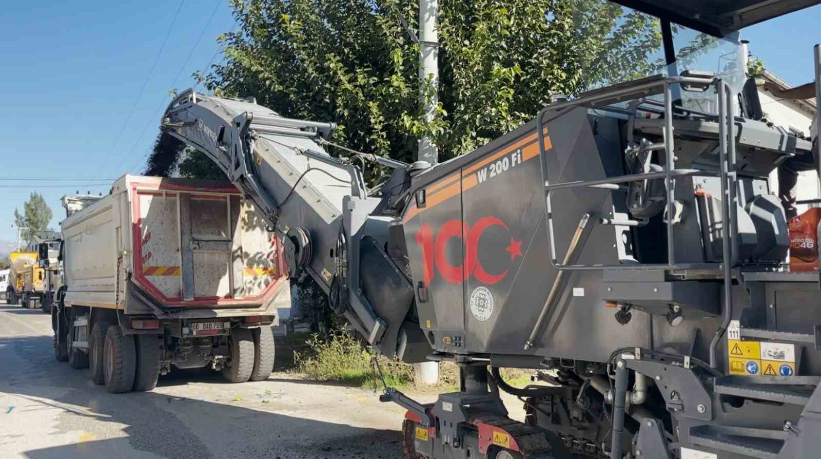 Saklıkent sıcak asfaltla buluşacak
