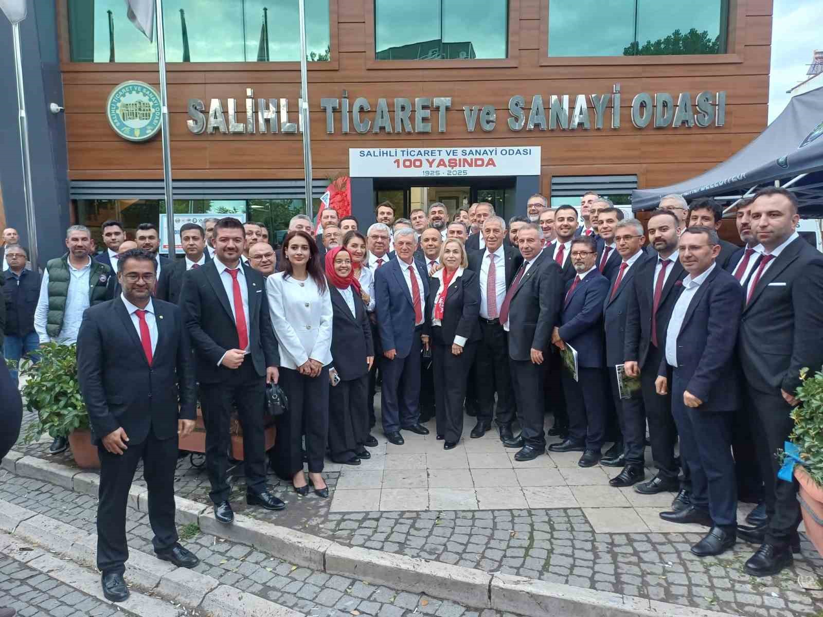 Salihli TSO seçimlerinde beyaz liste, 17 komitenin 13’ünde birinci çıktı
