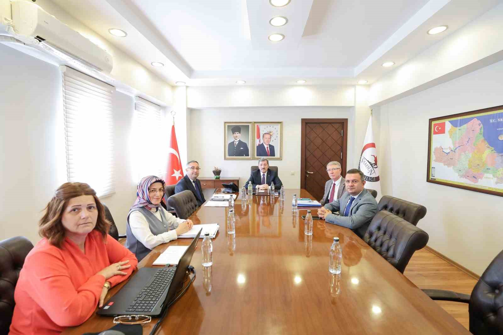 Samsun’un mahalleleri için yol, altyapı ve güvenlik gündemi
