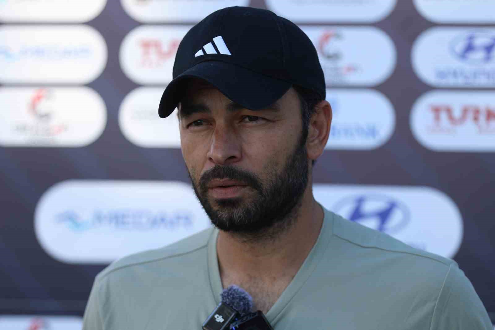Selçuk İnan: "Galatasaray çok güçlü bir takım"
