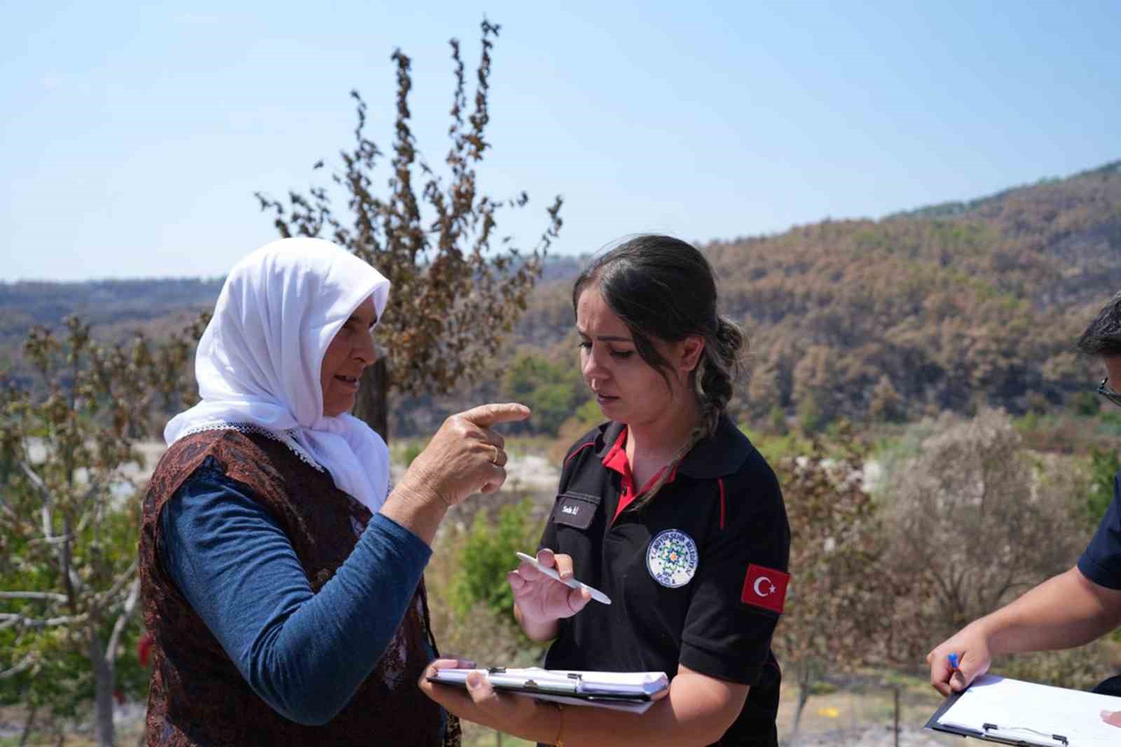 Seydikemer’de yangın sonrası Muğla Büyükşehir ekiplerinden seferberlik
