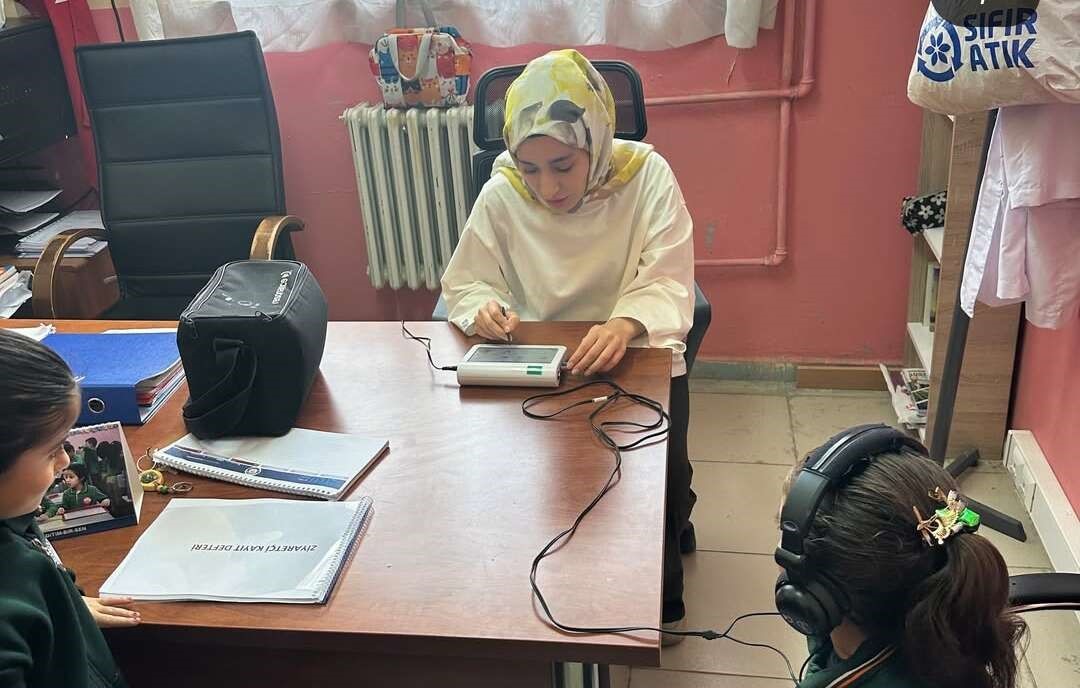 Şırnak’ta öğrencilerin işitme sağlığı için okullarda tarama başlatıldı
