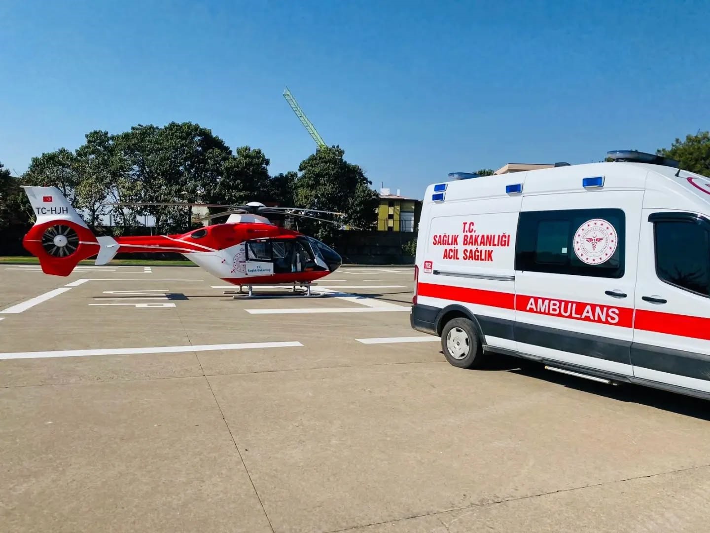 Şırnak’ta travma geçiren bebek helikopterle Diyarbakır’a sevk edildi
