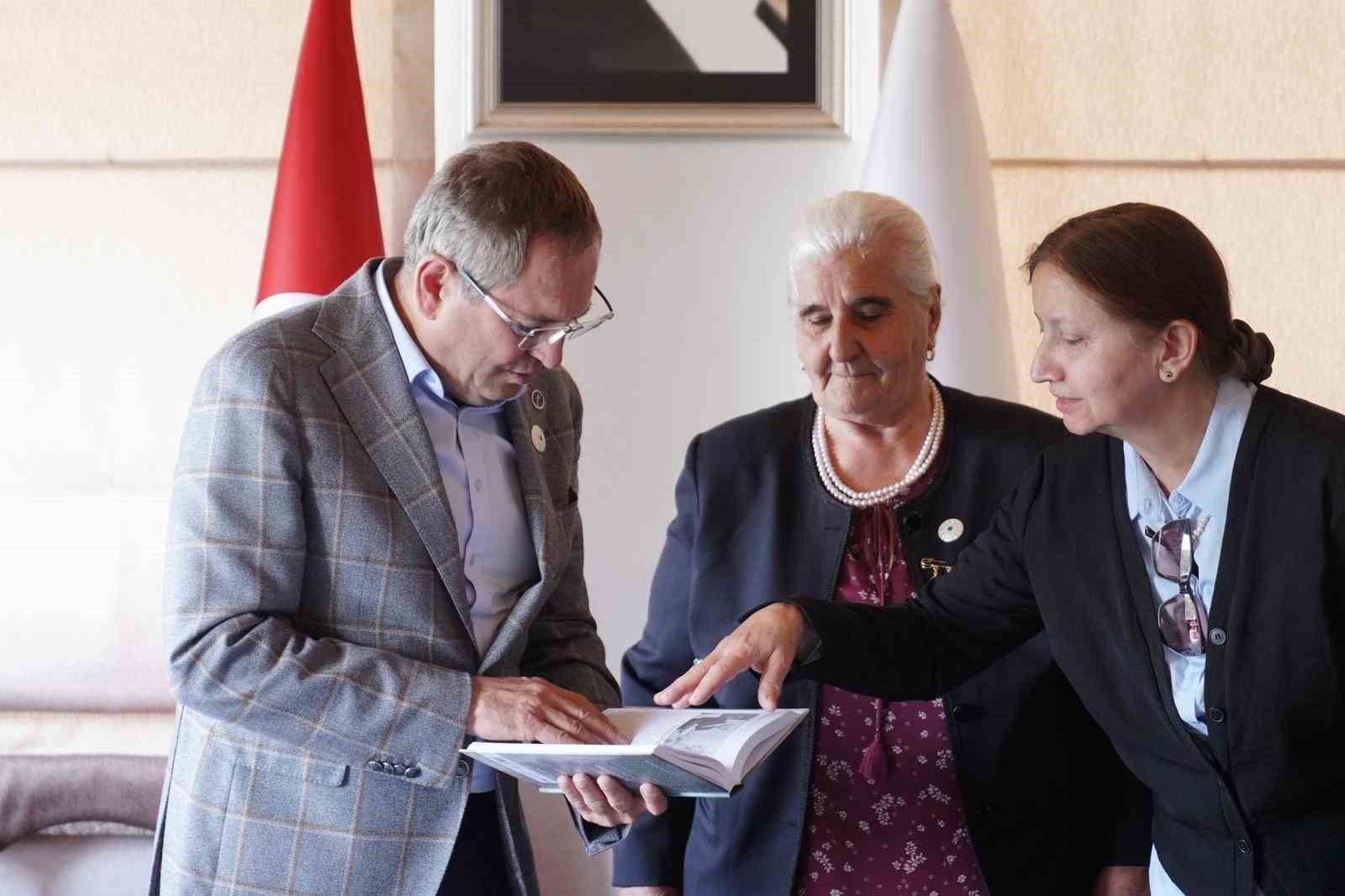 Srebrenitsa anneleri Ayvalık’ta
