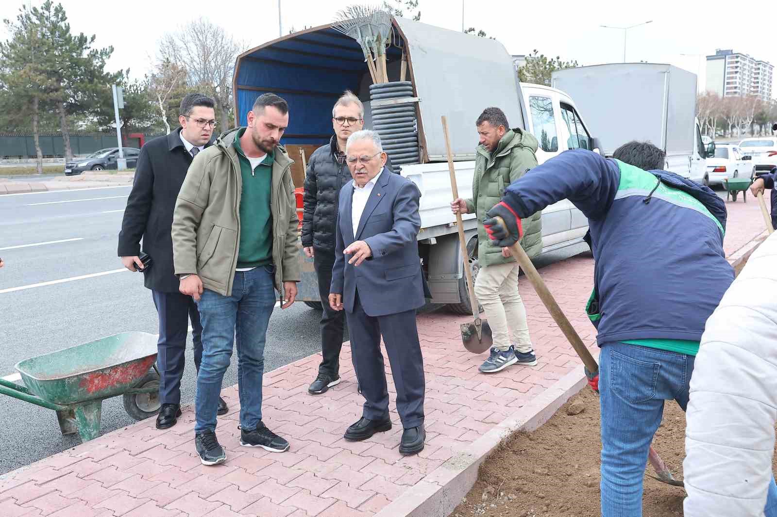 Talas Bulvarı 5 şeritli yeni haliyle hizmete açıldı
