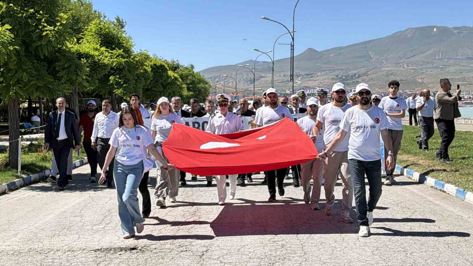 Tatvan’da Kabotaj Bayramı’nın 100. yılı kutlandı
