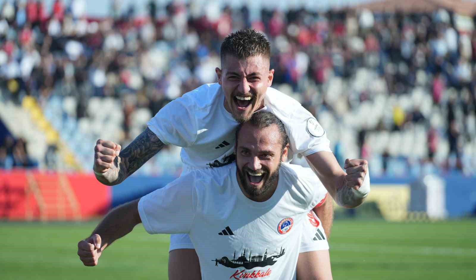TFF 3. Lig: Kırıkkale FK: 3 - Ayos Osmaniyespor: 1
