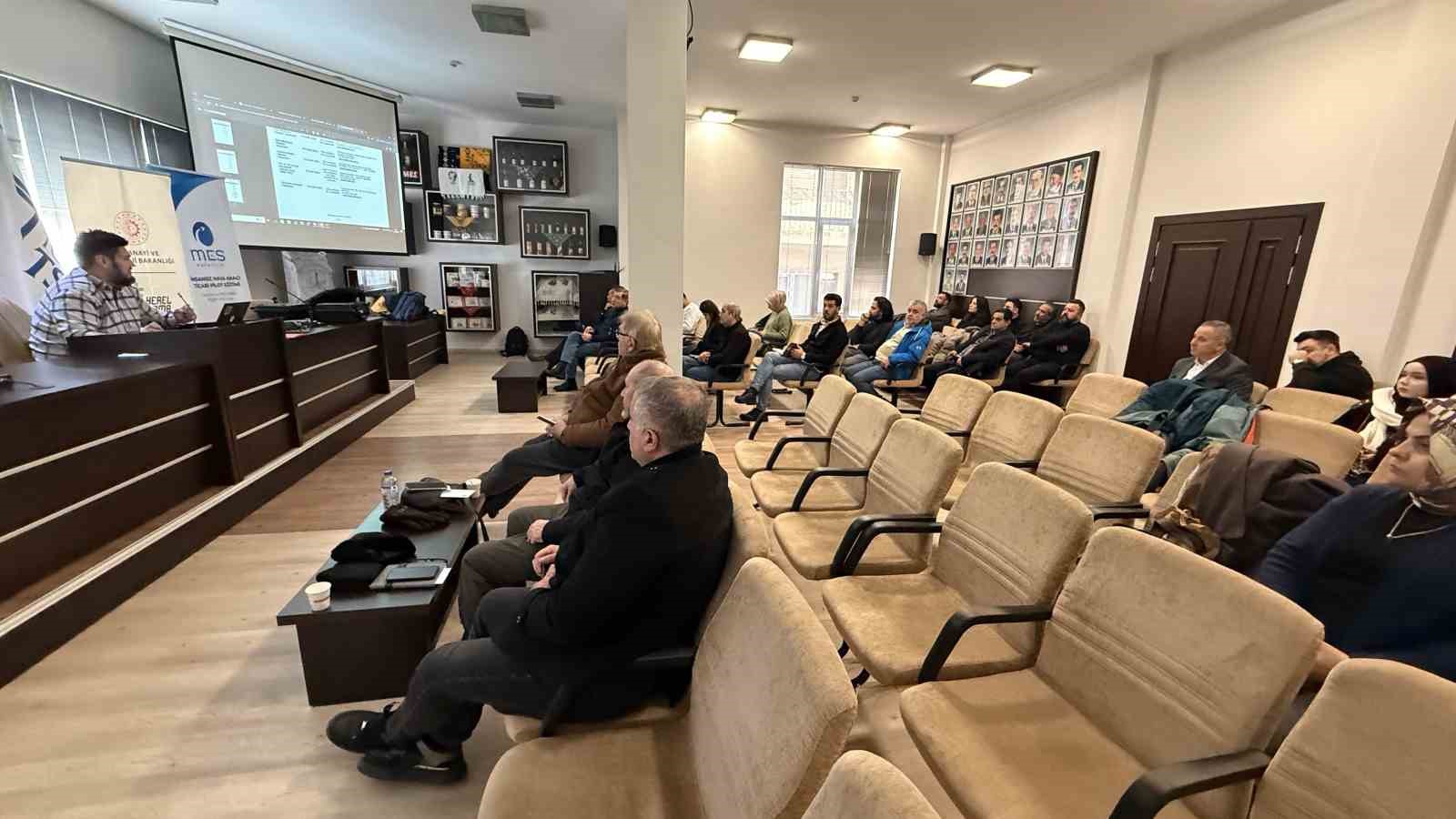 Tokat’ta basın mensuplarına yeni nesil dron eğitimi
