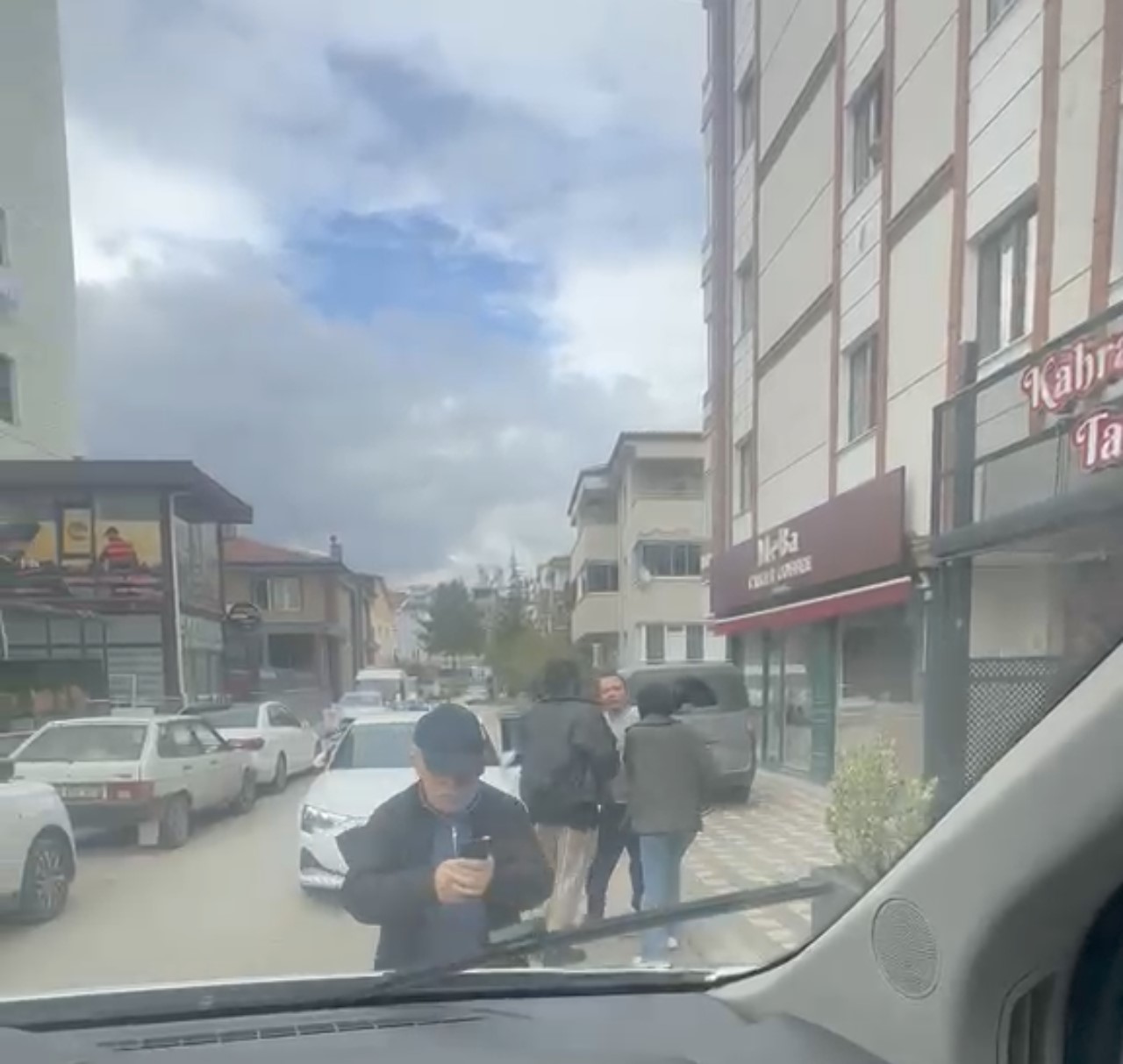 Tokat’ta öğrenci servisine saldırı
