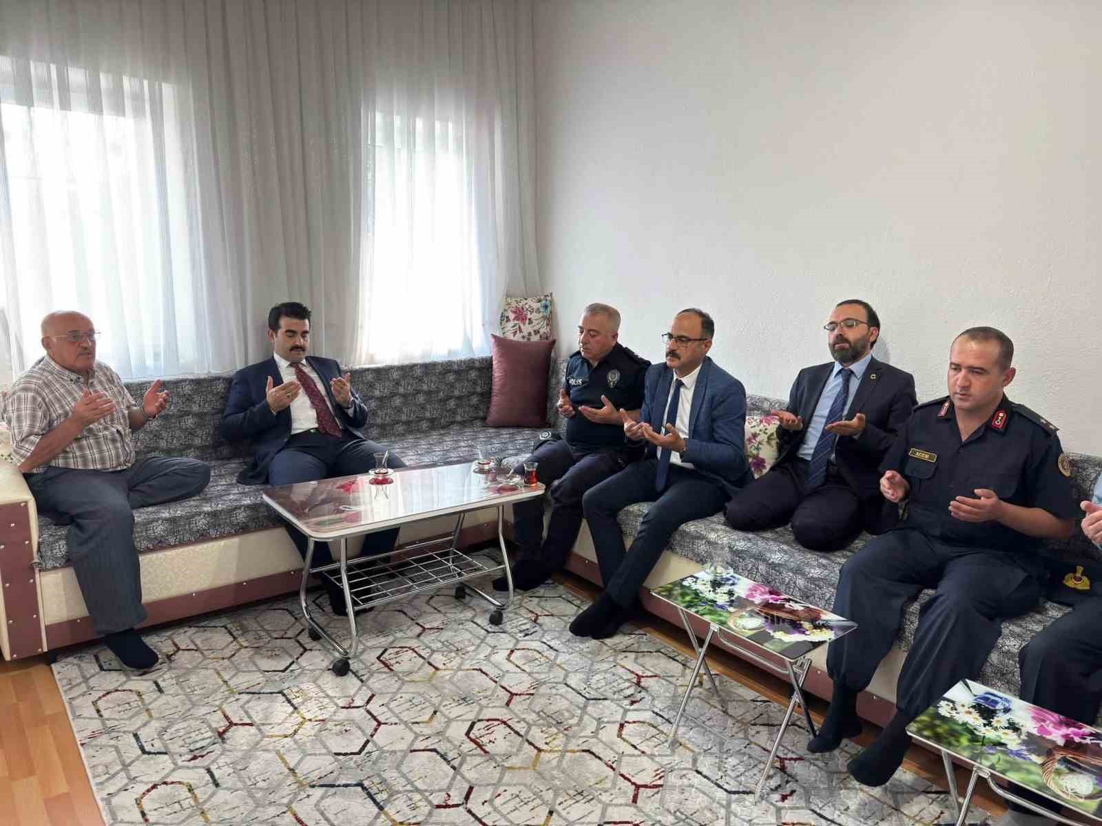 Tomarza’da Gaziler Günü’nde anlamlı ziyaret
