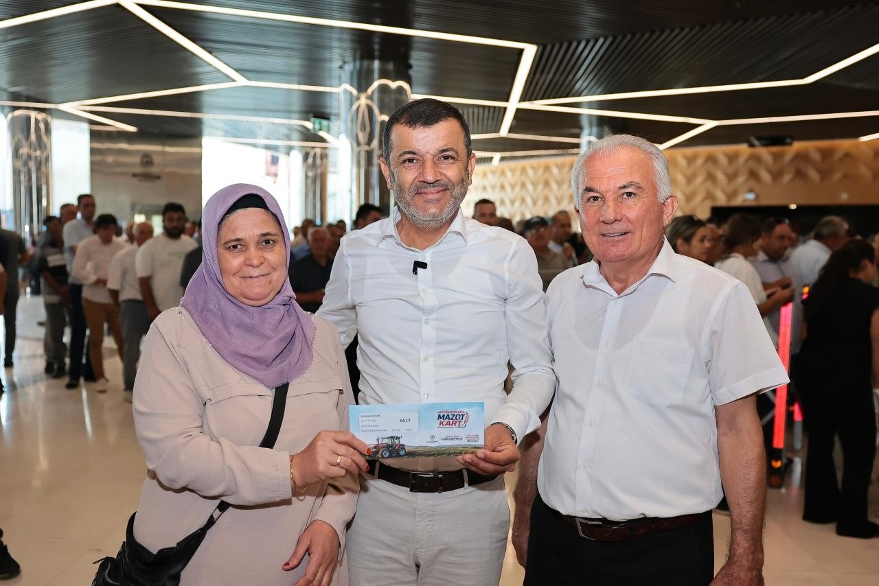 Toprağın emekçisine Denizli Büyükşehir desteği
